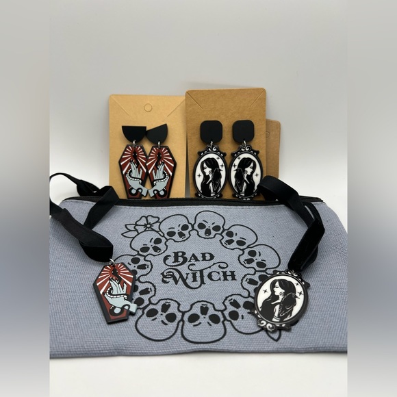 Goth Jewelry Gift Set Box - Edgy Jewelry Christmas Gift Set Box - Picture 4 of 12